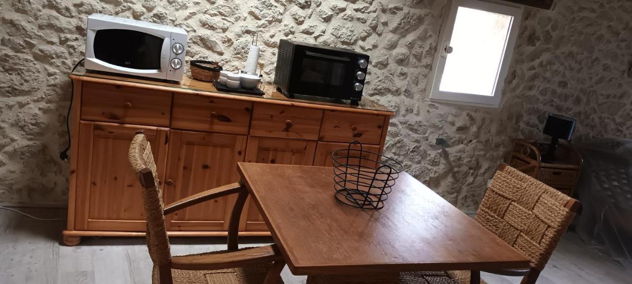Les Gites Du Hameau Avec Piscine Castelnau-sur-Gupie Eksteriør bilde